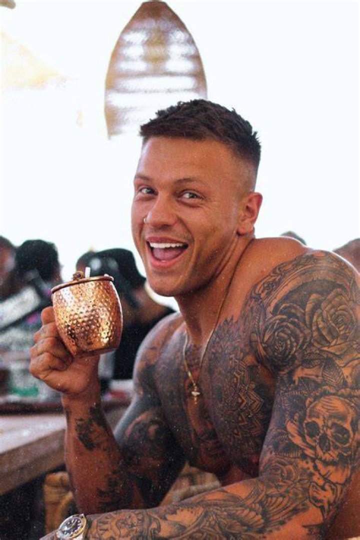 Alex Bowen tattoos