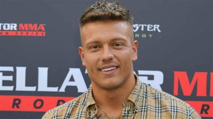Alex Bowen was the contestant of Love Island